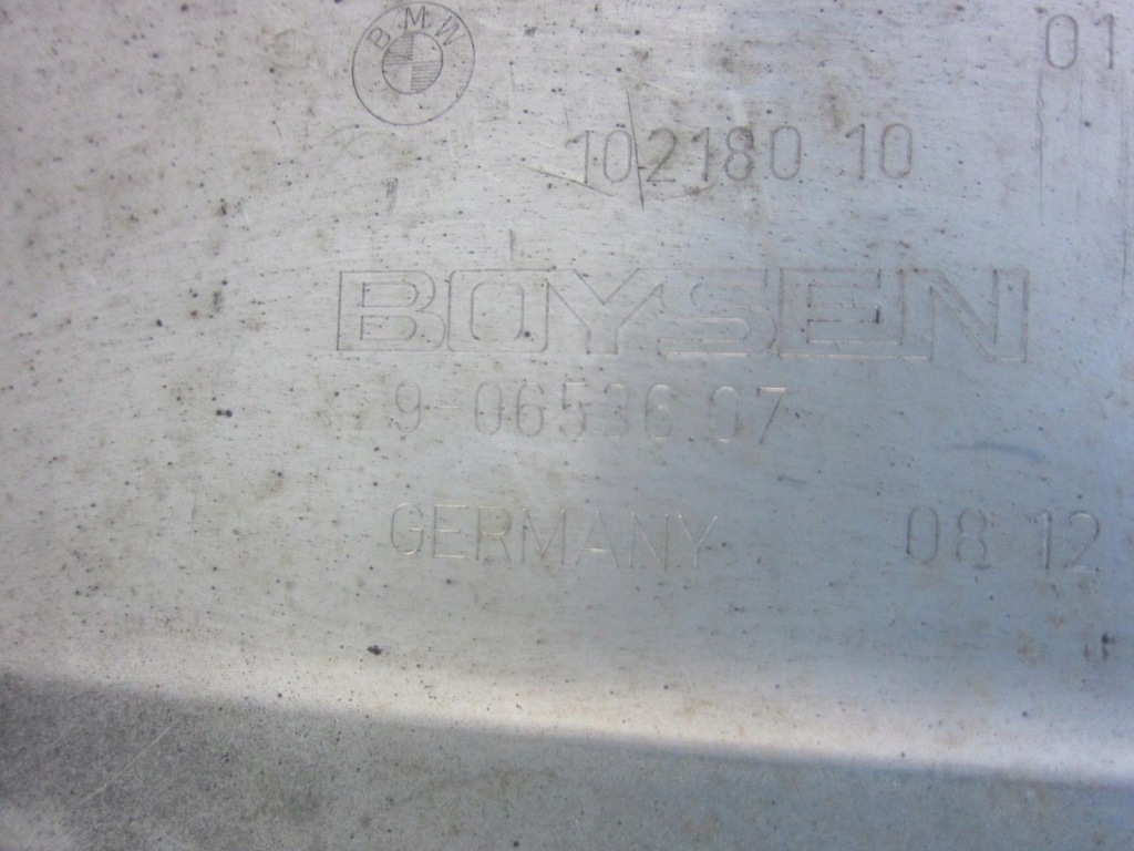 Bmw f13 f06 650i f12 гаситель kompletny выхлоп 7629377 7629137 18307629377 Оригинал