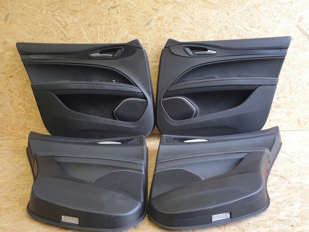 фото №3, Alfa romeo stelvio сидіння заднє сидіння обшивки pół шкіра europa