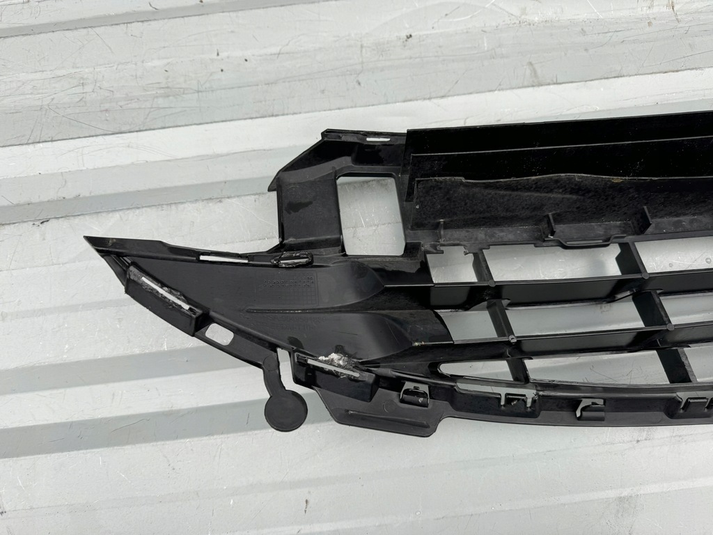 фото №7, Peugeot 207 06-09r решётка средняя бампера перед 9649581880