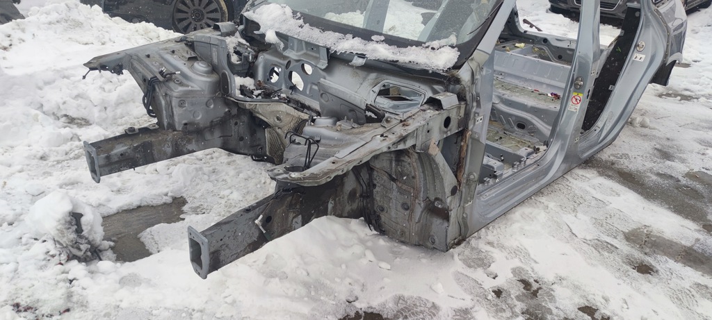 фото №1, Четверть лонжерон подкрылок левый перед q5 8r