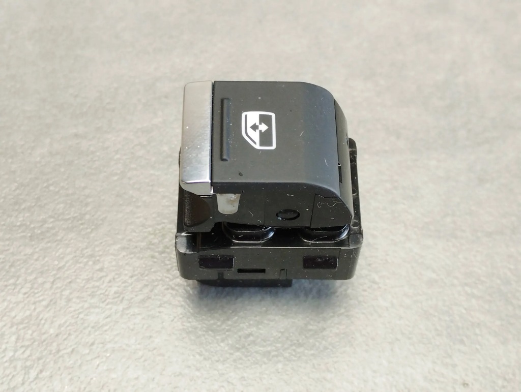 фото №1, Audi q4 e-tron перемикач скло 4k0959855