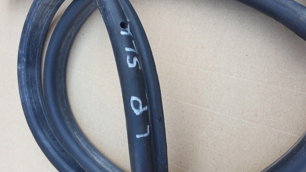 фото №3, Прокладка дверь перед левый mercedes slk r170