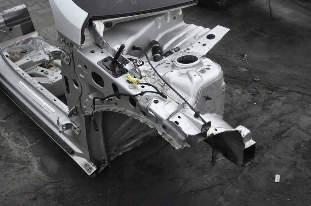 фото №7, Opel insignia ii b блок двигателя порог правый