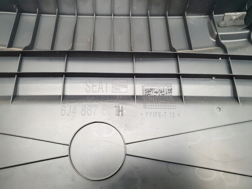 фото №8, Seat ibiza iv 6j обивка накладка защита крышка багажника задняя