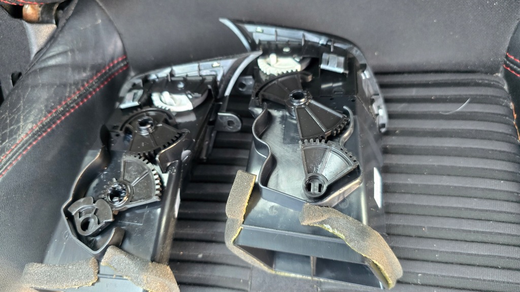 фото №3, Решётка впуск обдув alfa romeo giulietta