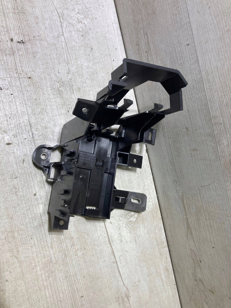 фото №1, Citroen c3 aircross 2021 кронштейн кронштейн