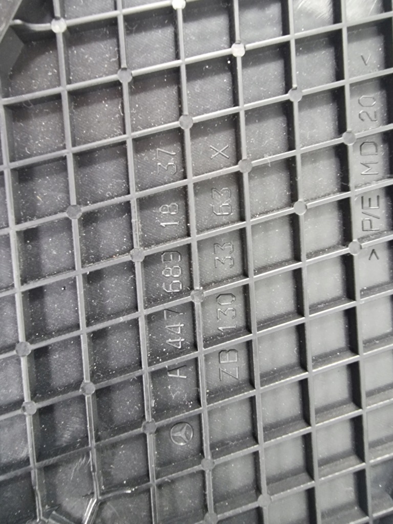 фото №7, Mercedes vito w447 жабо консоли a4476891637