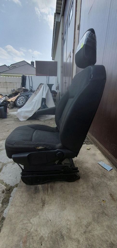 фото №2, Сидіння лівий перед europa renault trafic iii