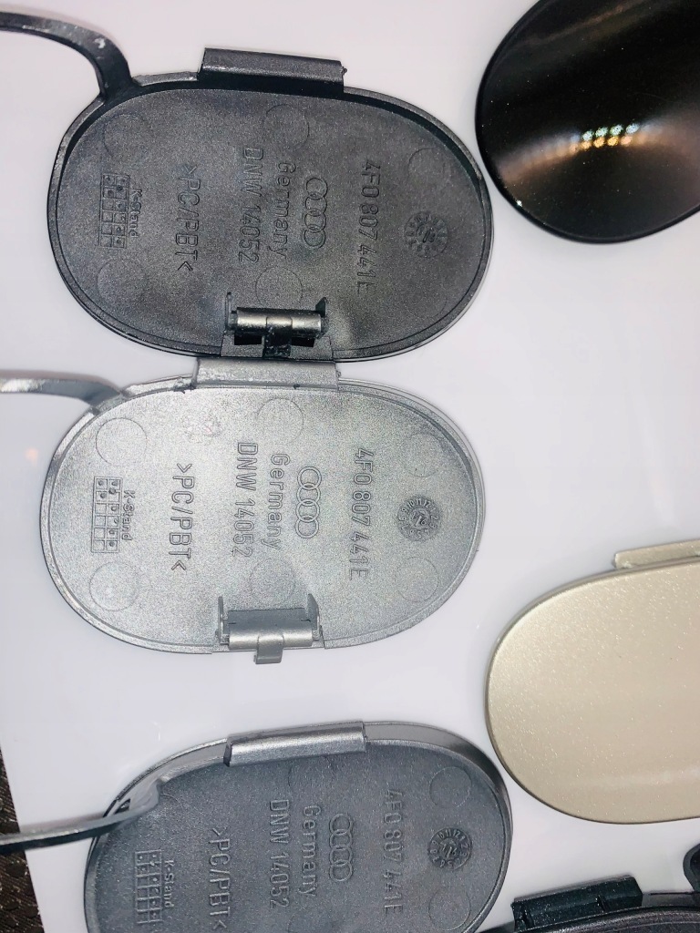 Купить Заглушка фаркоп  / hol перед a6 c6 s-line цвета 4f0807441e