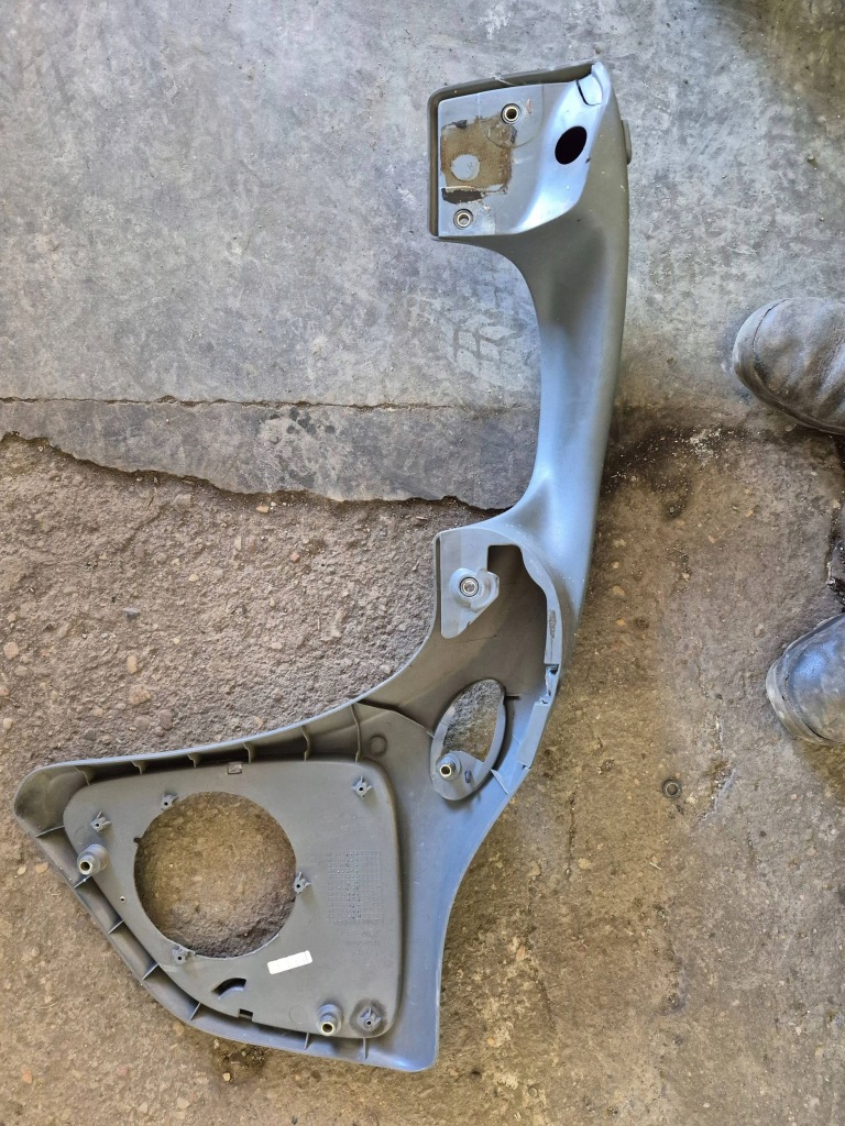 Купити Оббивка двері правий перед citroen jumper 02-06 ls130458501dx