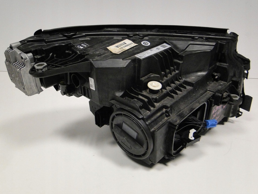 фото №12, Mercedes eqc 293 n293 лампа ліва фара лівий led