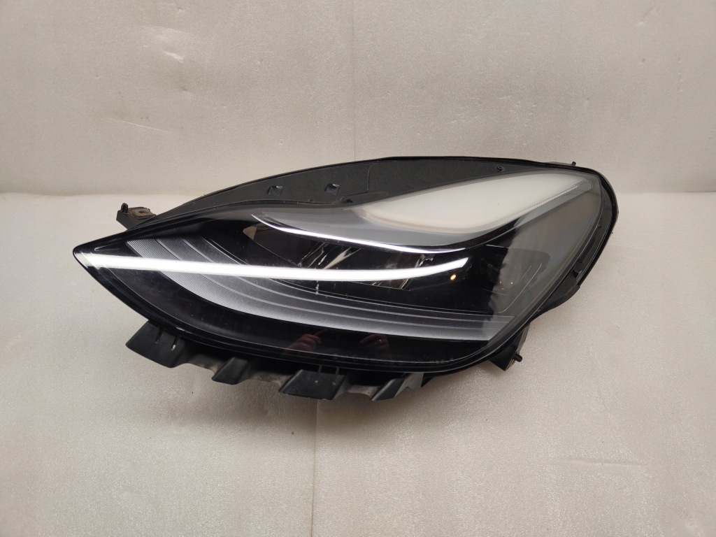 Купити Tesla 3 рестайлінг  full led фара ліва перед 1514952-00-d