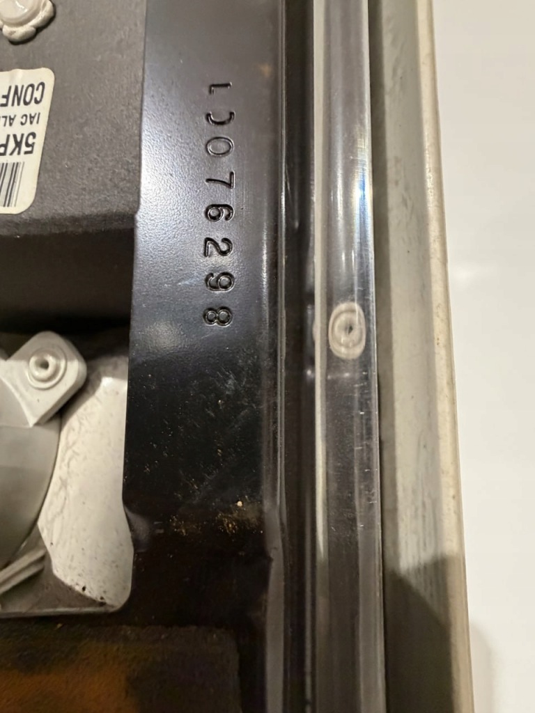 Монитор дисплей потолочный chrysler town and country / grand voyager Оригинал