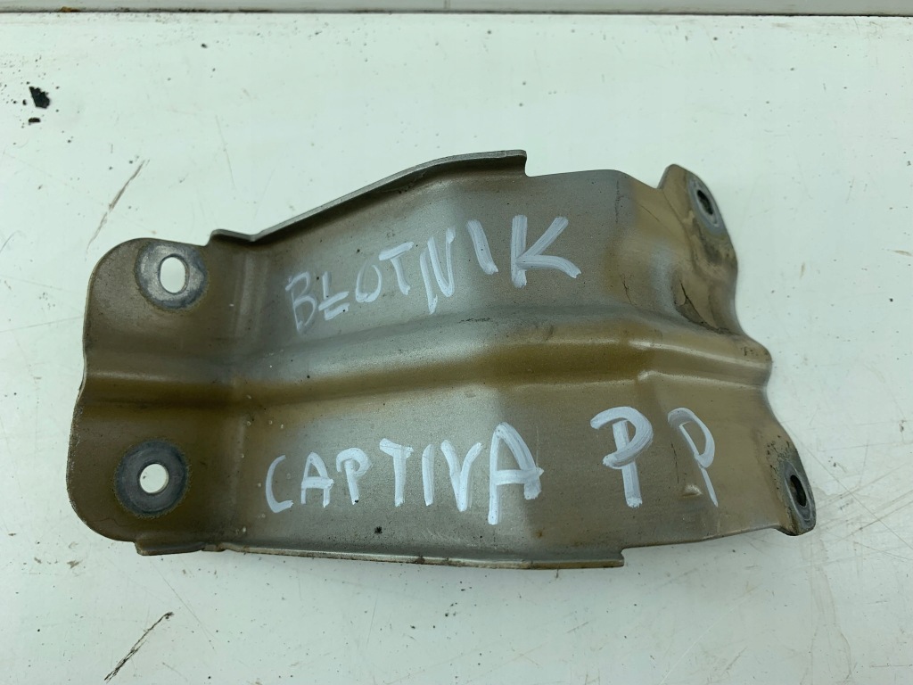 фото №1, Captiva i кронштейн кронштейн крила правий перед