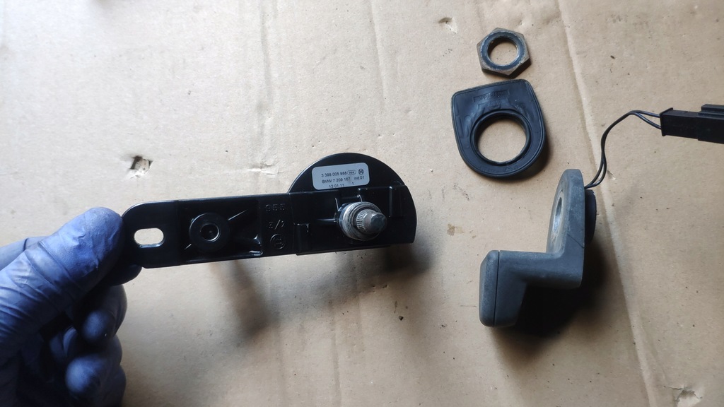 фото №6, Bmw e91 e61 подшипник механизм дворники стекло задняя кнопка