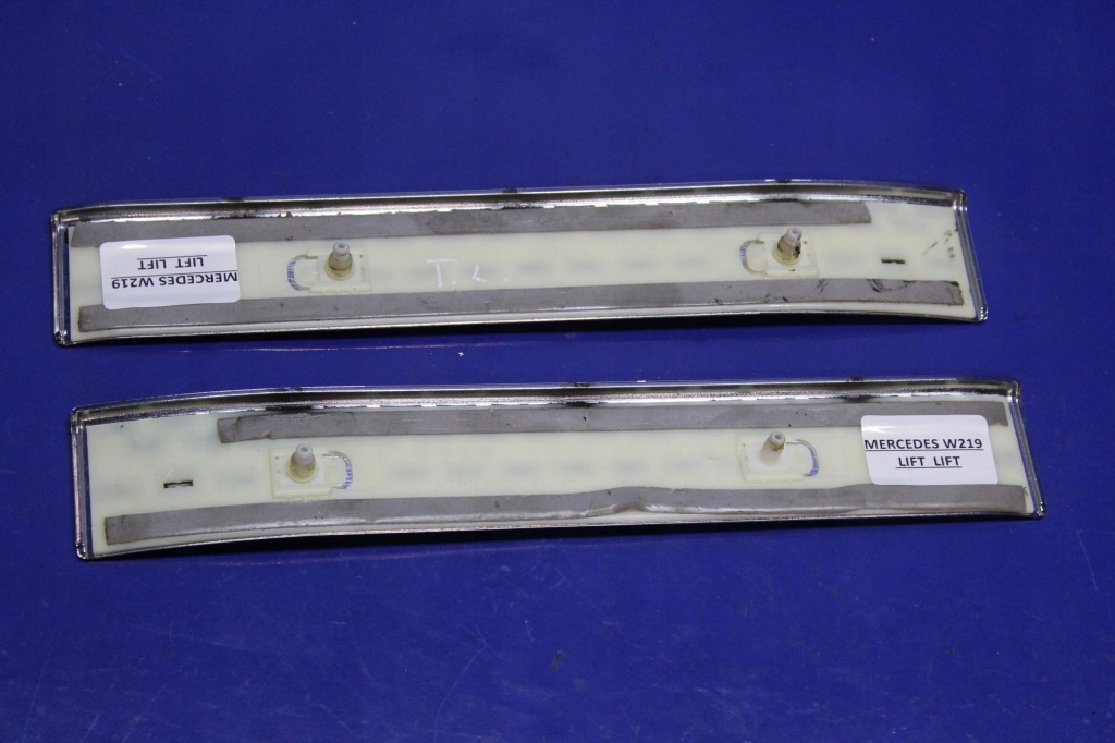 Молдинг накладка порог mercedes w219 комплект Цена