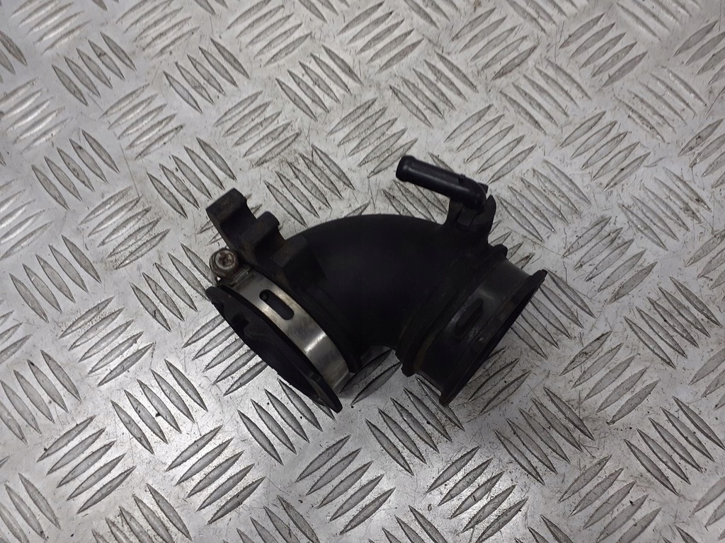 фото №1, Шланг труба воздуха mazda 3 bk 1.6 014081-1611