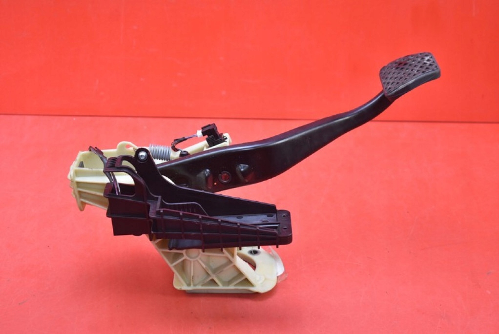 фото №7, Педаль гальма автоматична коробка передач 6782665 bmw f10 f11 528i 2.0 245 km 10-17