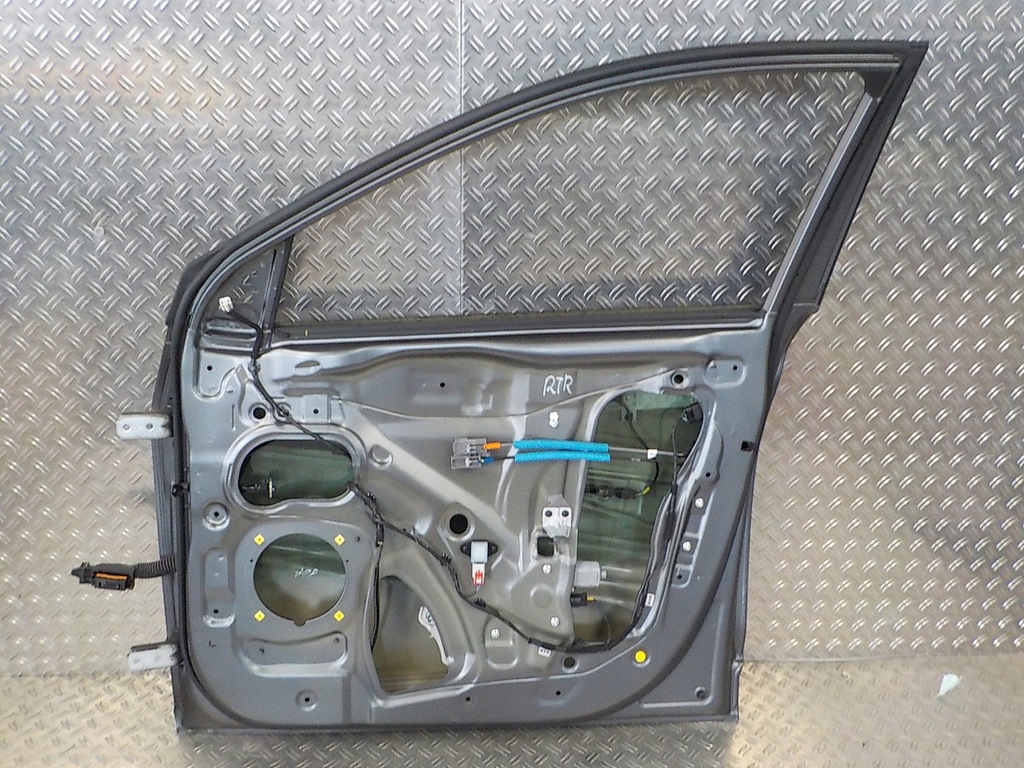 фото №4, Hyundai kona дверь перед передние правое rtr