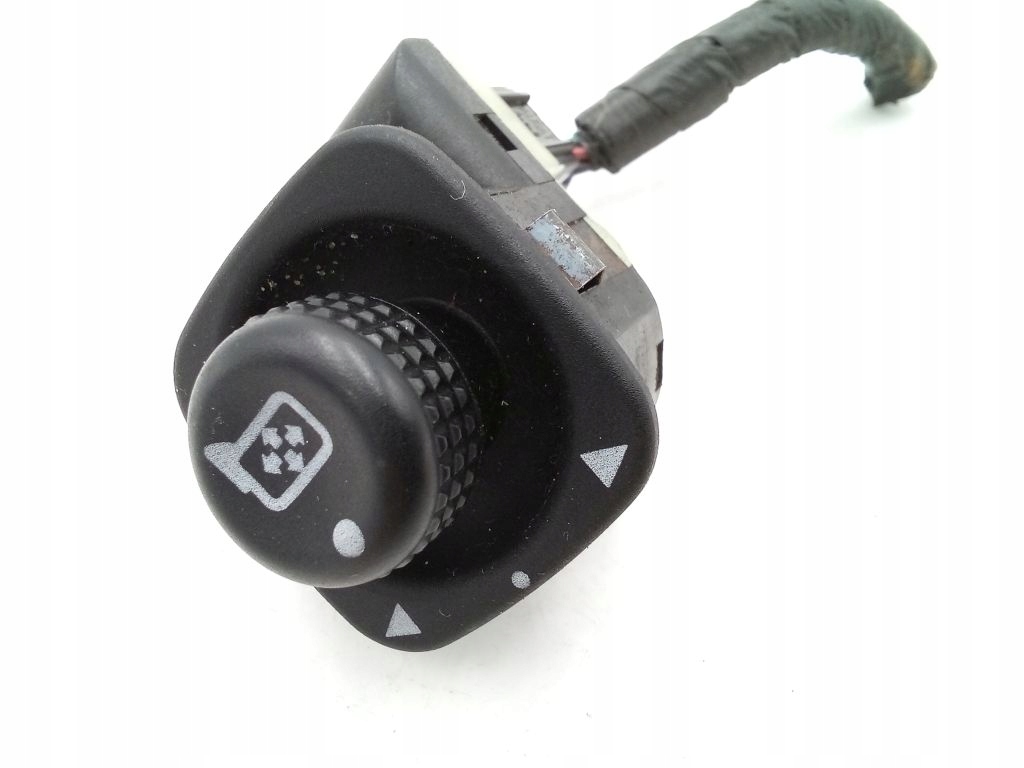 фото №1, Ford maverick ii 2 панель перемикач дзеркал