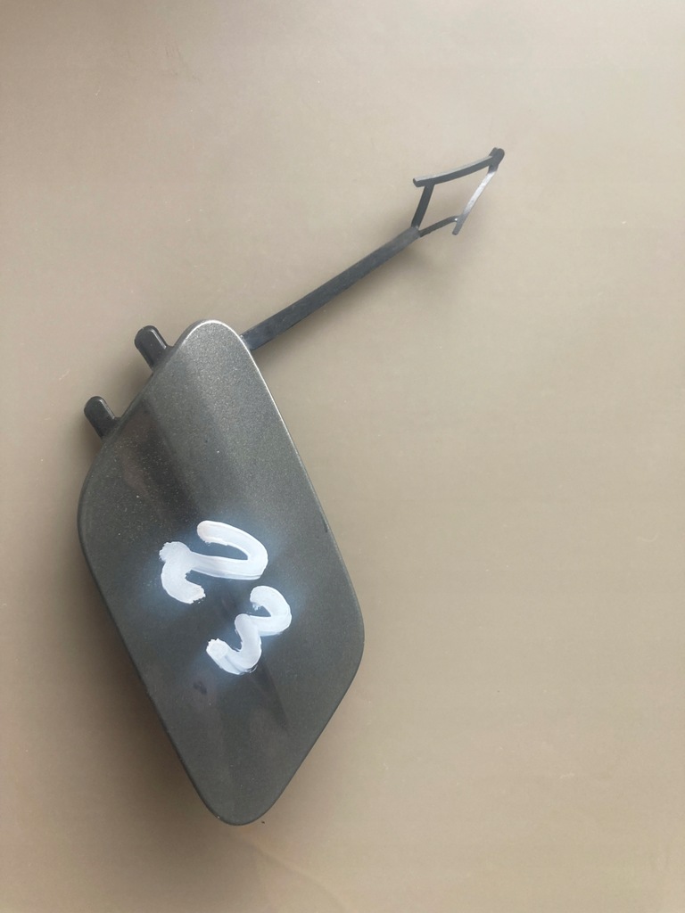 фото №1, Audi a1 82a807241b s-line заглушка бампера перед