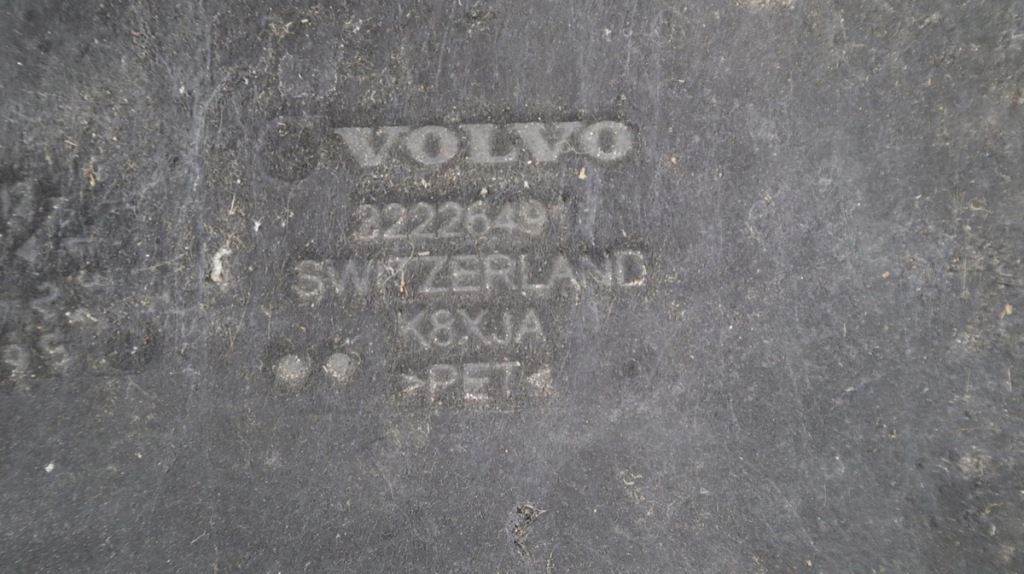 фото №5, Volvo v60 ii 2.0 t6 plug in hybrid защита pod двигатель 32226491