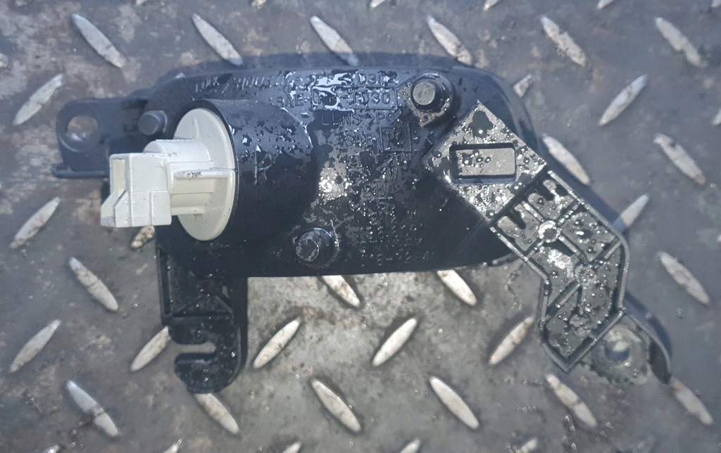 фото №2, Лампа заднего mazda 323c