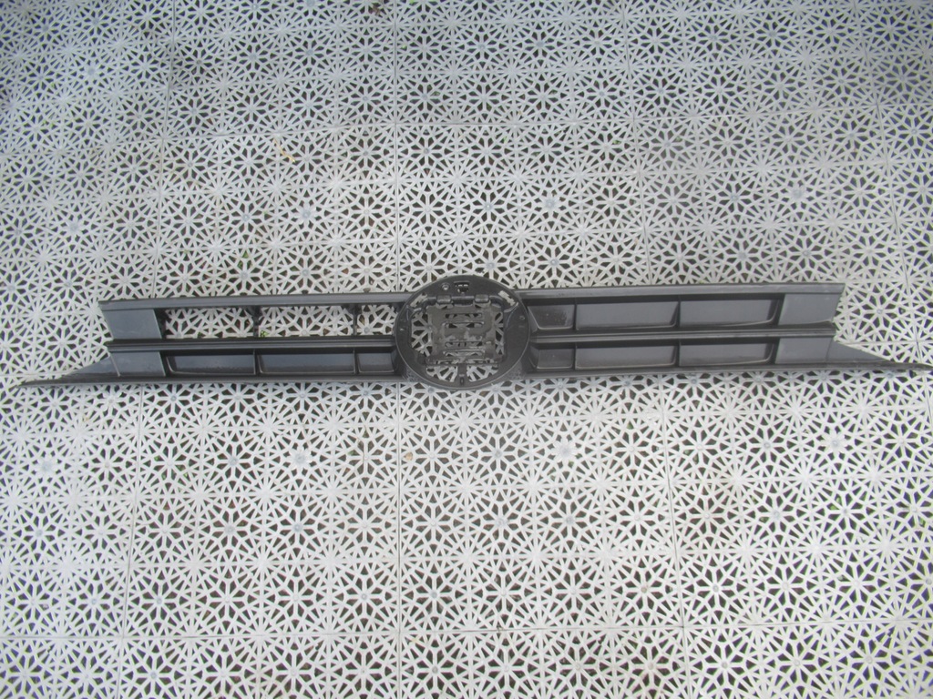 фото №1, Volkswagen оригинальный номер 2g0853653j решётка радиатора