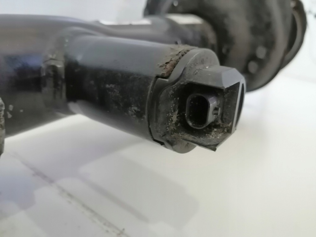 фото №8, Амортизатор поворотный кулак левая vw golf 8 viii seat leon iv audi a3 8y