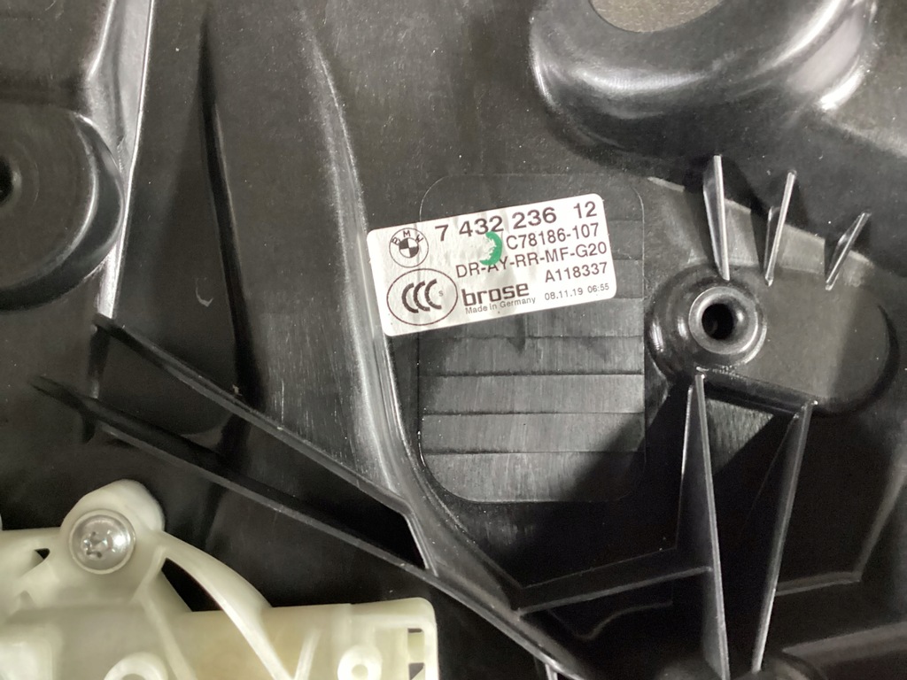 фото №13, Дверь задние правое bmw g 20 стекло прокладка замок ручка механизм окон