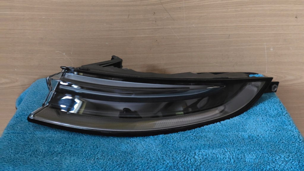 фото №1, Porsche panamera 971 lift led лампа задняя задняя правая идеальное состояние 973945096al