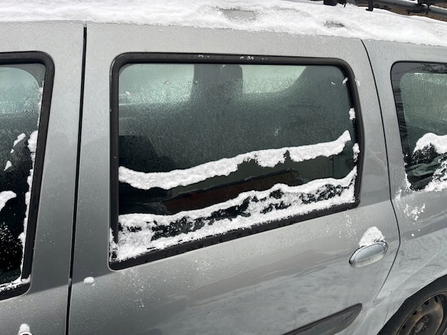 Купити Dacia logan 1 скло двері задній ліва mcv