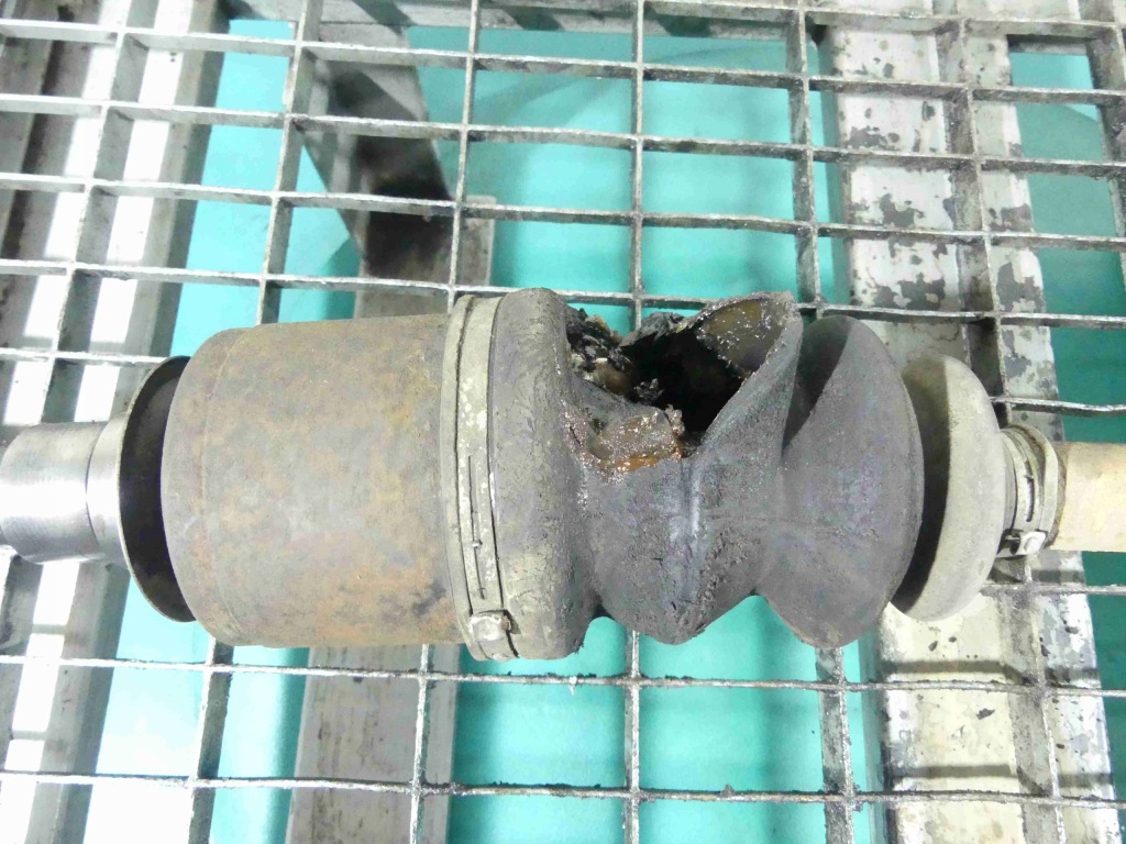 фото №3, Приводной вал перед правая mercedes gl i x164 4.0 cdi