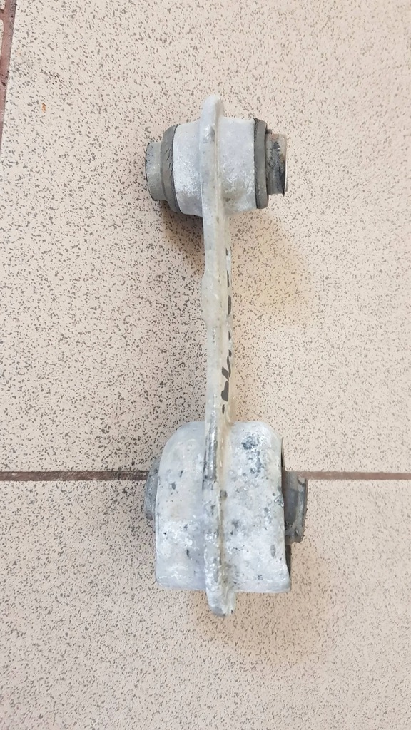 фото №1, Dacia lodgy кронштейн коробки 1.6b