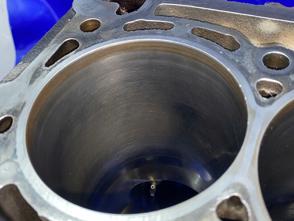 фото №10, Блок двигуна audi a3 8p octavia golf vi ccz 2.0 tfsi 06h103021l