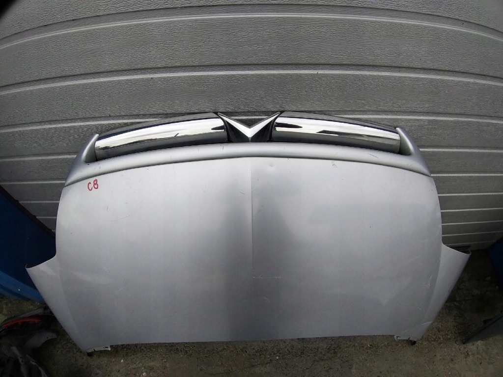 Купити Citroen c8 - капот кришка двигуна