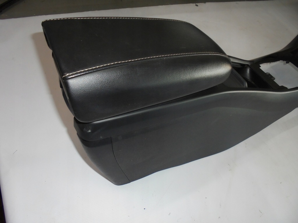 фото №6, Тунель середній підлокітник volvo v40 d2 2013