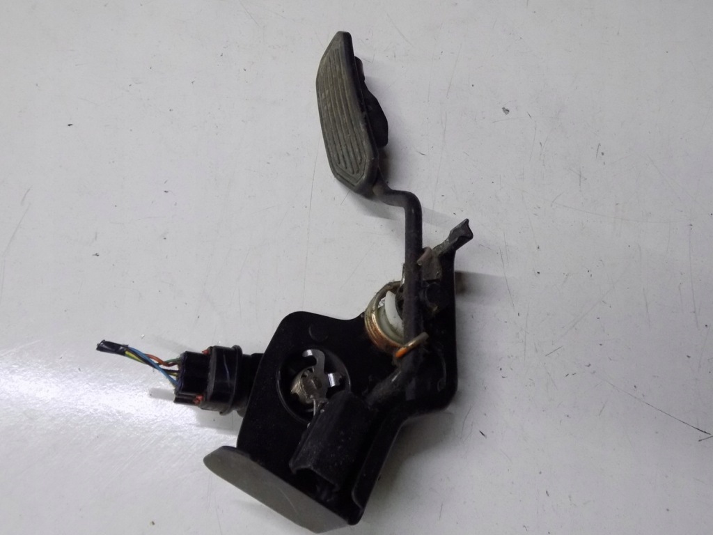 фото №1, Corolla verso ii потенціометр педаль газу