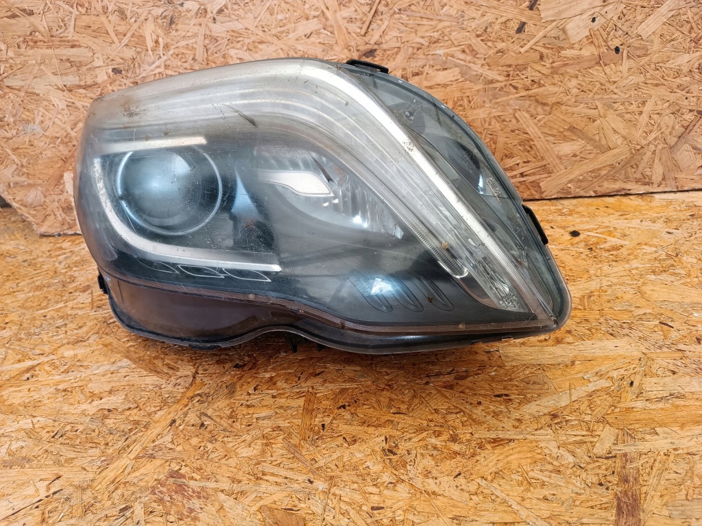 Купить Фара правая  перед фара европа  a2048200839 mercedes glk w204 led