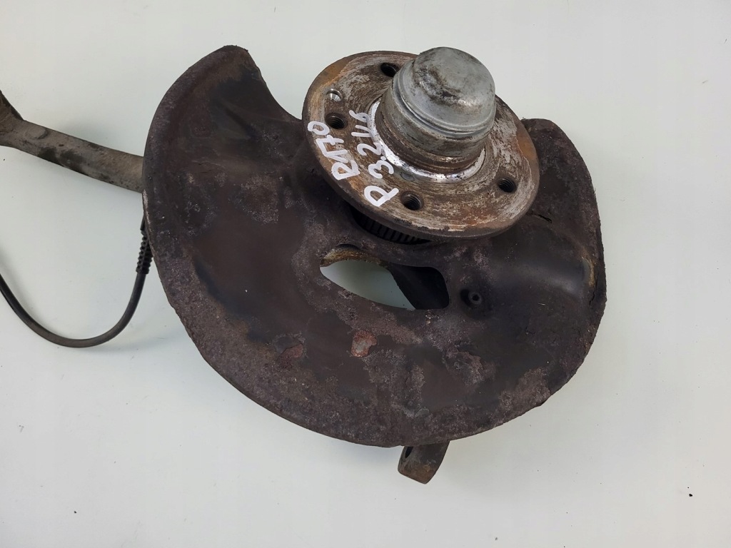 фото №3, Mercedes slk r170 lift 3.2 b ступица кронштейн датчик правый перед