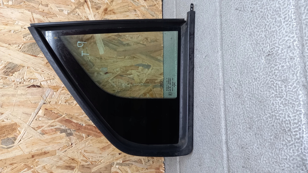 фото №1, Стекло правая задняя треугольник ford mondeo mk3 05r 2.0tdci