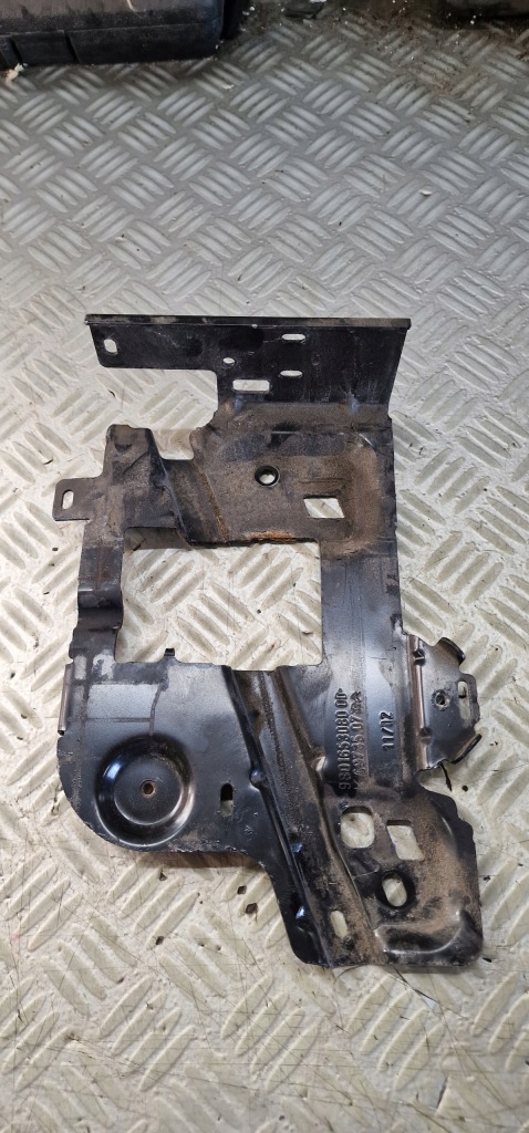 фото №4, Основание аккумулятор citroen ds3 c3 ii