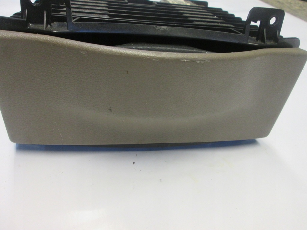 фото №8, Chrysler town country 11- бардачок кронштейн na кружки w панель grand caravan