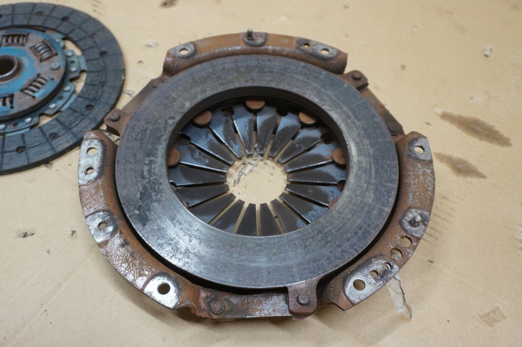 фото №9, Nissan navara d21 king cab сцепление диск + прижим 2,5 d