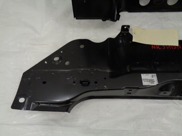 Peugeot 2008 2 ремень задний поддон пол багажника новый оригинальный бензин Оригинал