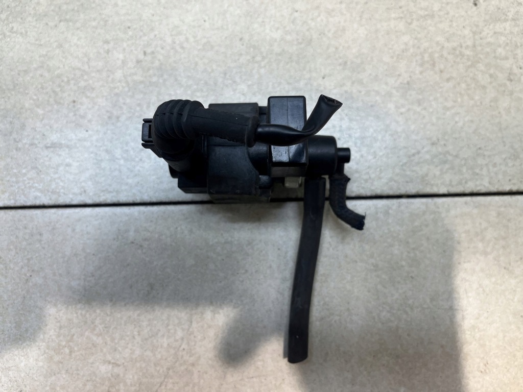 фото №4, Клапан вакуумa audi a4 b6 1.9 tdi 059906629a