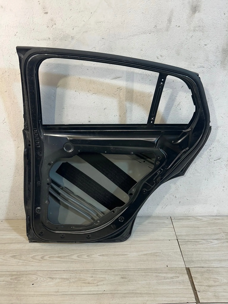фото №6, Mercedes-benz glc c253 дверь правое задние