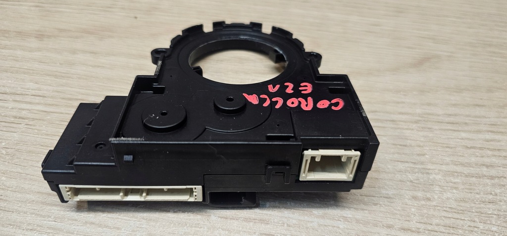 фото №15, Toyota corolla xii e21 e210 модуль датчик kąta повороту 89245-02120 004-0e01