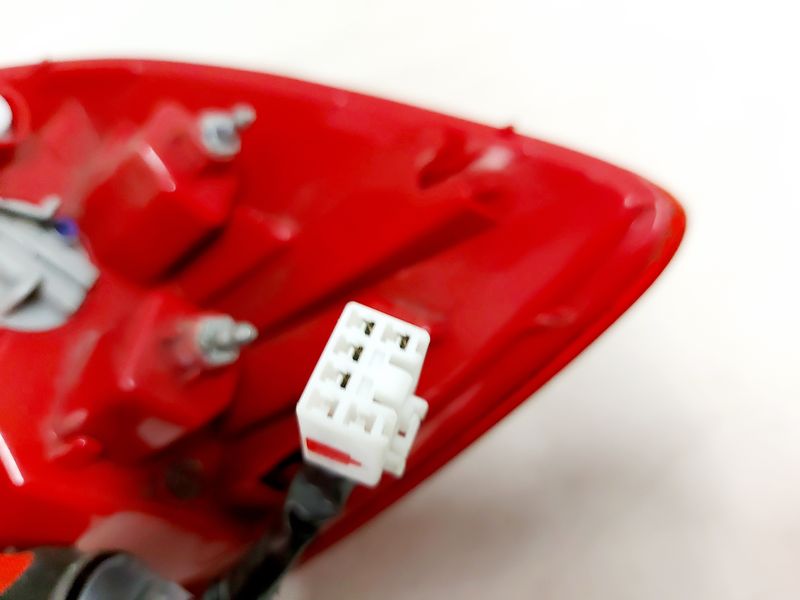 фото №7, Kia ceed ii hb лампа левая задняя 92401-a20