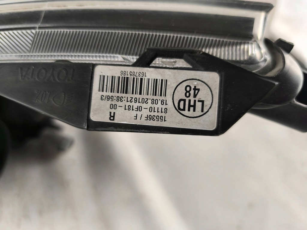 фото №11, Лампа правая ксенон led toyota verso 2013-2019 - europa